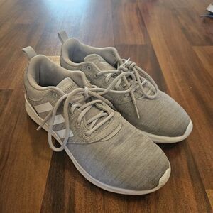 Adidas QT Racer 2.0 FV9610 Gray Low Top Running Shoes Sneakers Womens US Size 8
